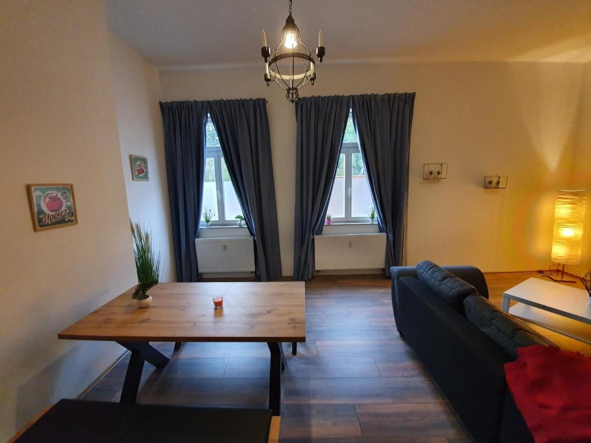 Zum Wachstuebchen Apartment เควดลินบวร์ก ภายนอก รูปภาพ