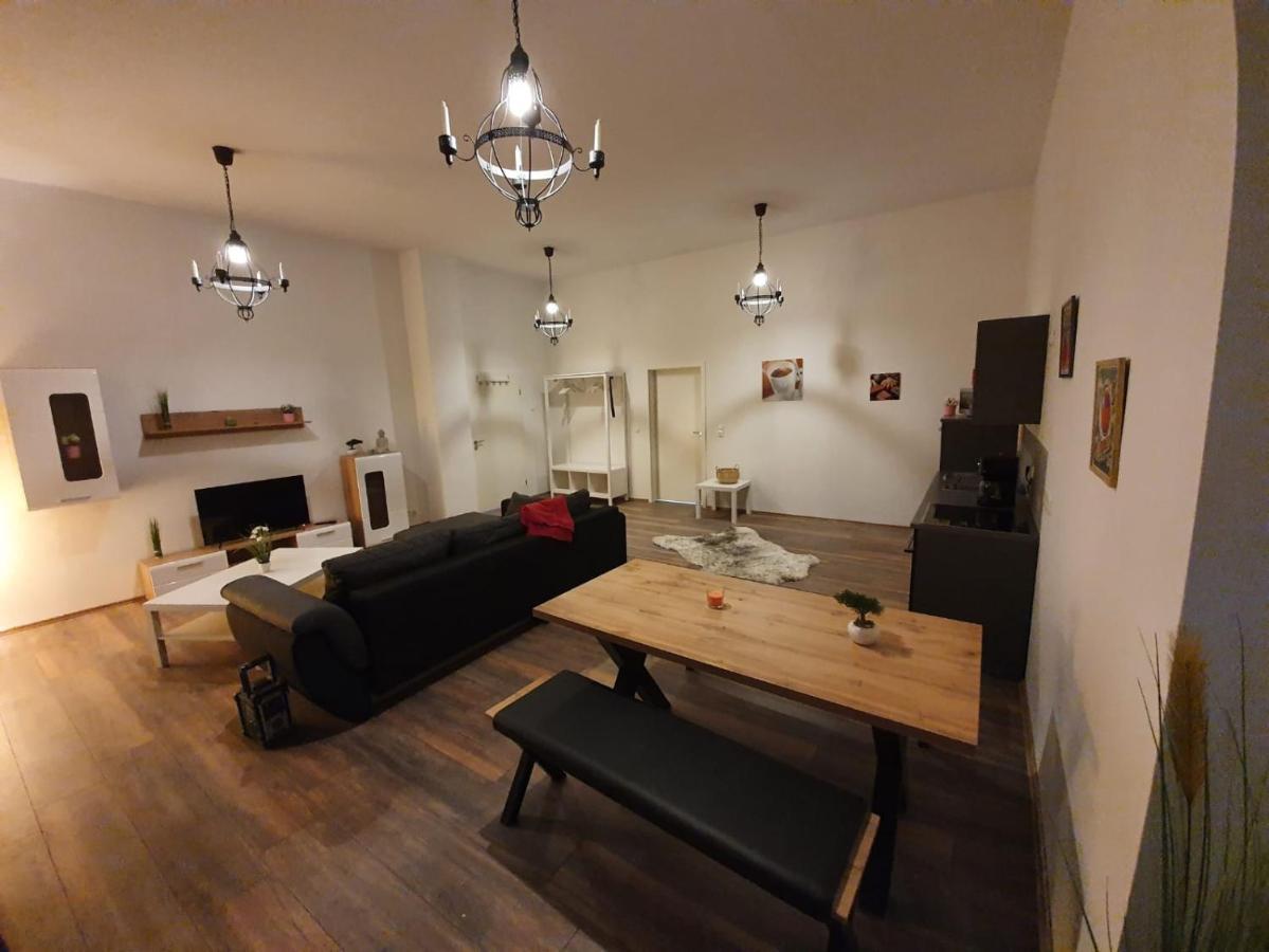 Zum Wachstuebchen Apartment เควดลินบวร์ก ภายนอก รูปภาพ