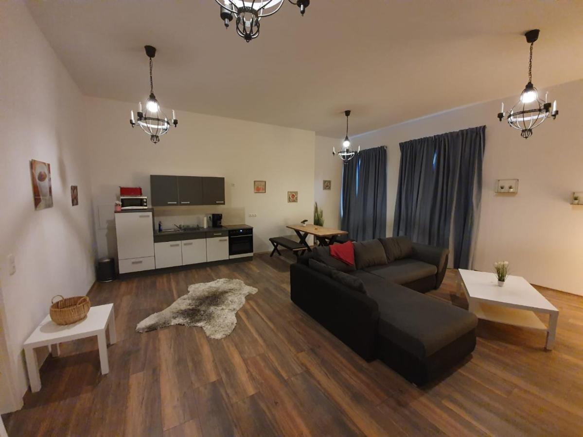 Zum Wachstuebchen Apartment เควดลินบวร์ก ภายนอก รูปภาพ